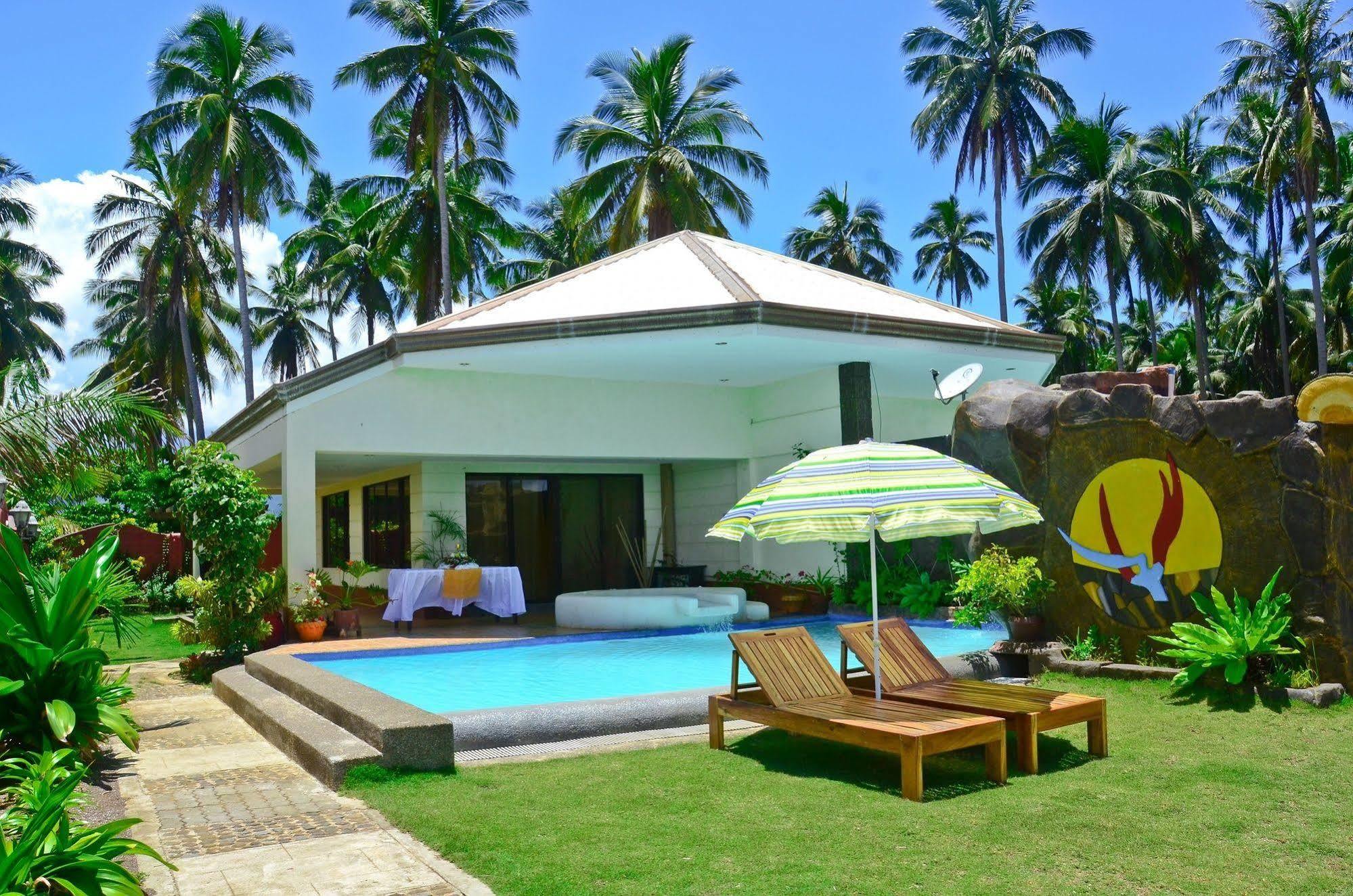 Crystal Paradise Resort Spa & Winery Narra Exterior foto